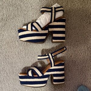 Vicenza Striped Platform Sandals - Navy and White - size 9 NWT